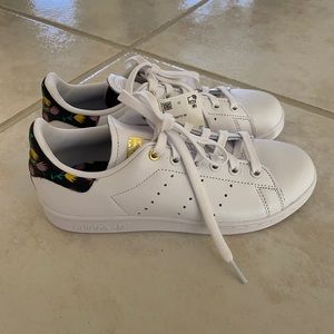 Adidas Stan smith size 6 women’s